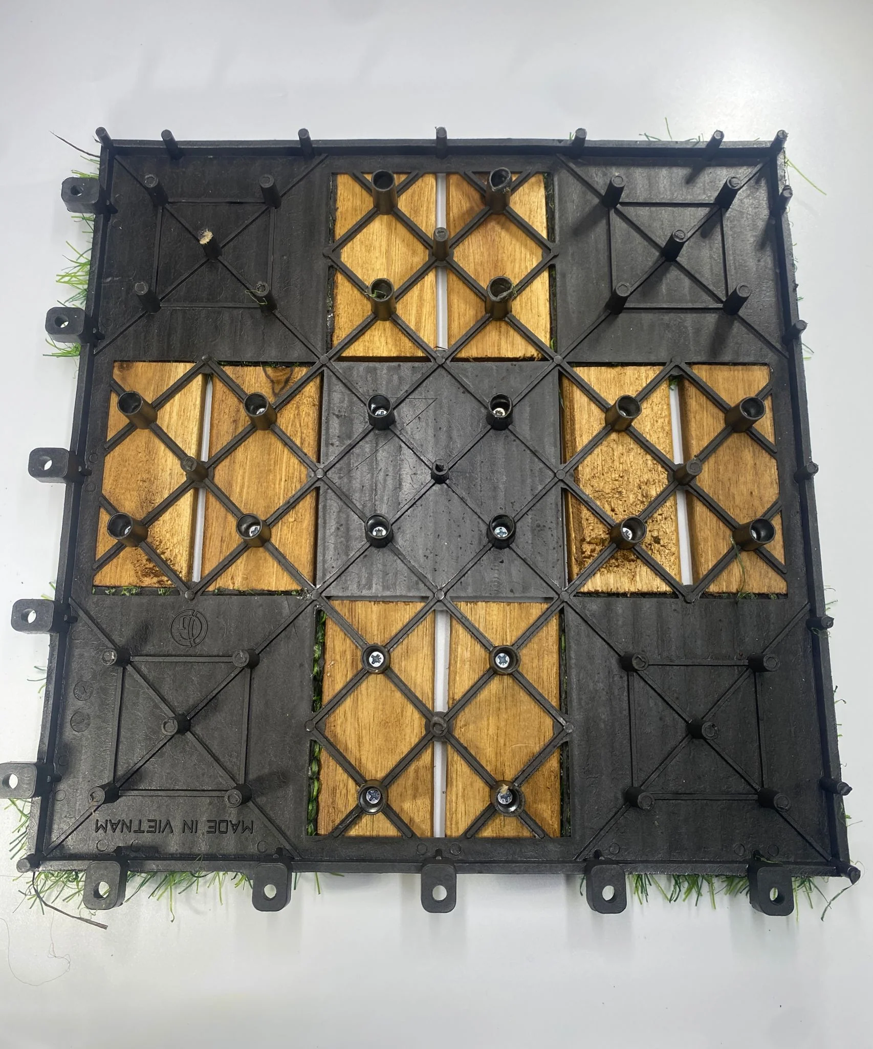 Artificial Grass Wooden Tiles 30cm X 30cm | Pack of 10 Tiles | Free Shipmentsy y u - Image 3